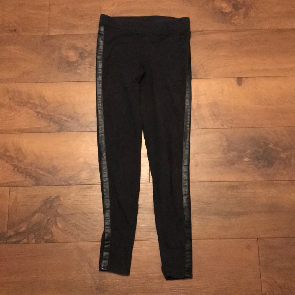 Pink VS leggings